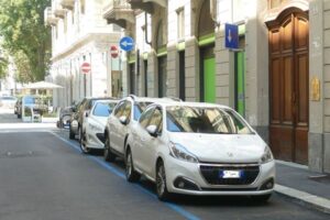 sosta a pagamento, strisce blu ph da Torino click